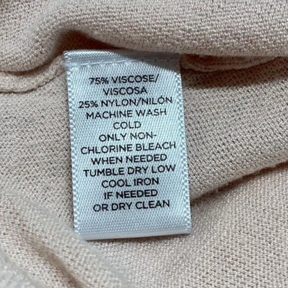 LOFT Cropped Cardigan Sweater Women's Medium Light Pink V-Neck Button Front GUC - Picture 4 of 6